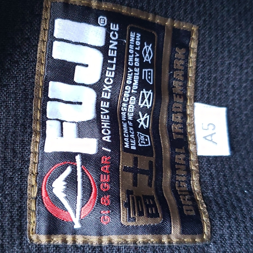 FUJI Full 3-Piece Martial Arts Gi Black with White Belt Size A5 3X - Picture 7 of 16